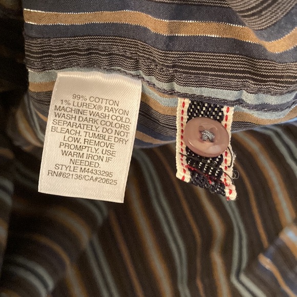 Guess Men’s Long Sleeve Button Down Shirt - Picture 6 of 6